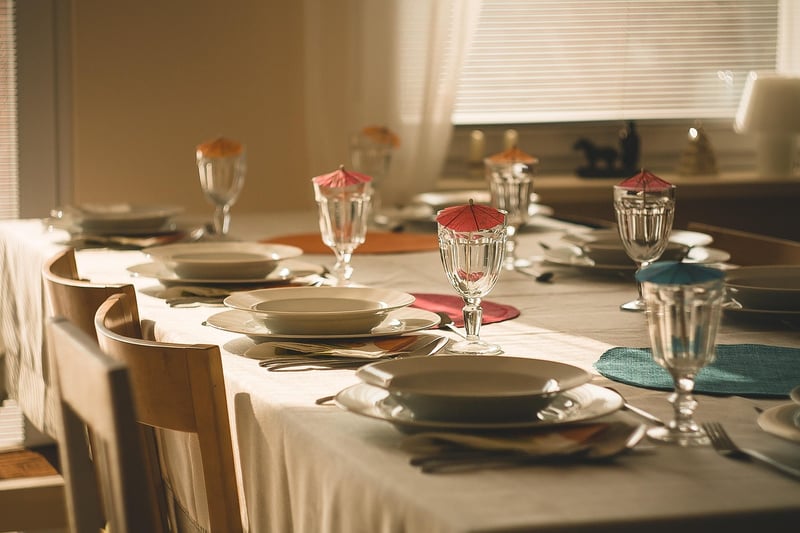 Constellation table settings